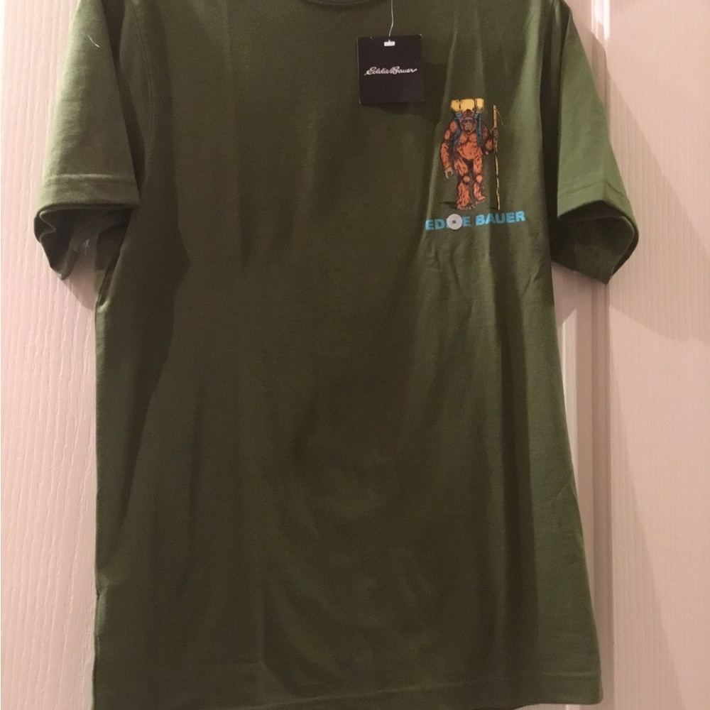 New Eddie Bauer men’s graphic tee size S